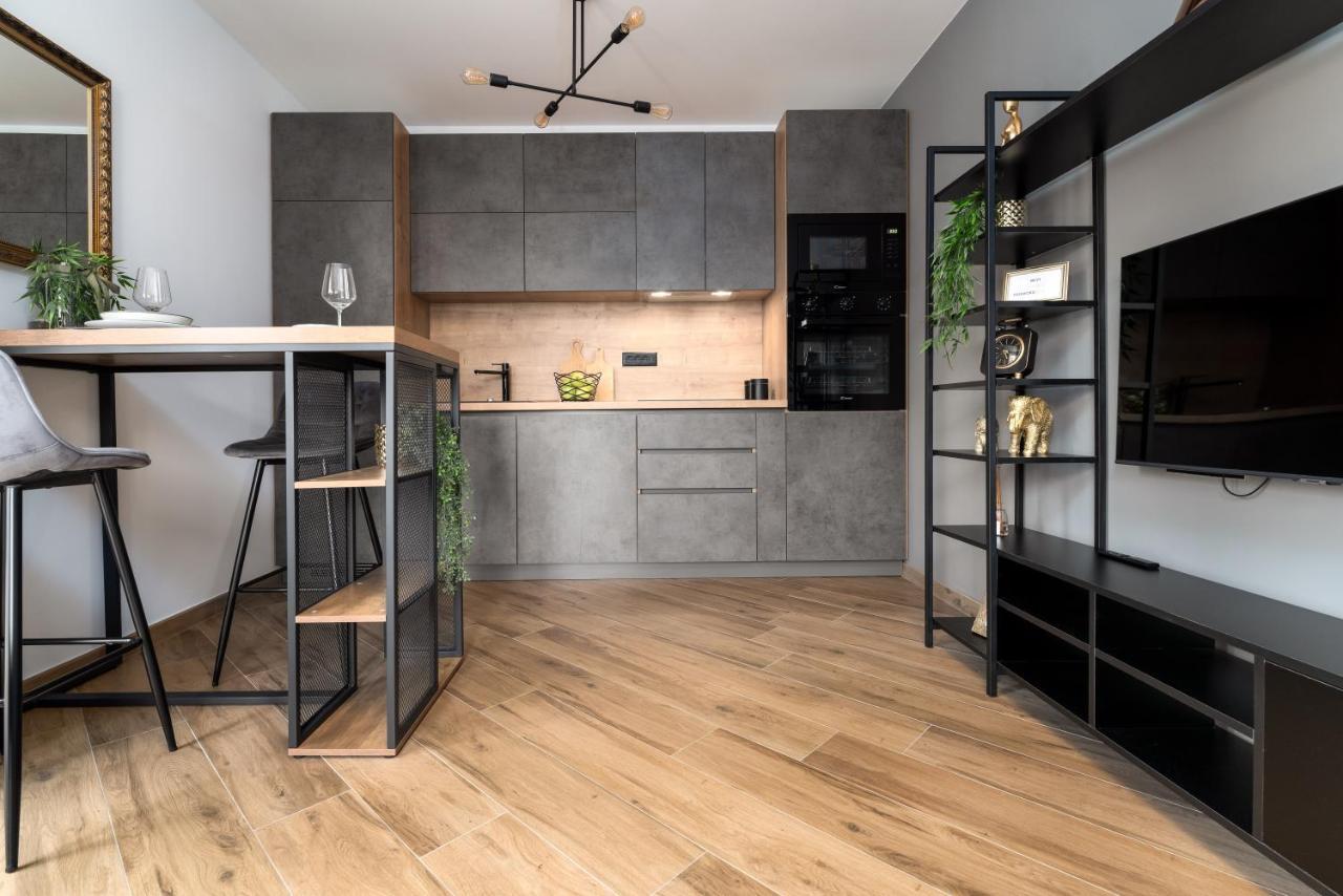 Apartment Luxury Nest - Near The Center And The