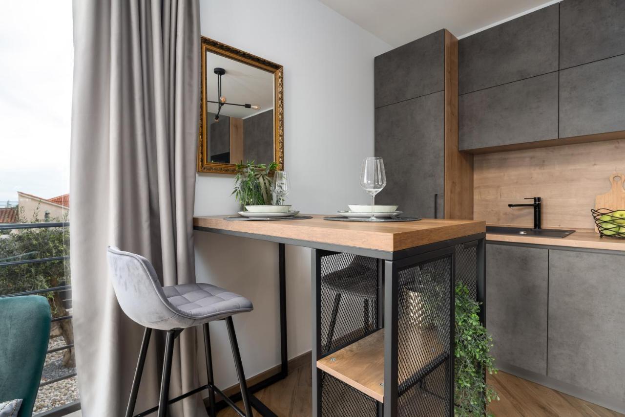 Apartment Luxury Nest - Near The Center And The Krk Town