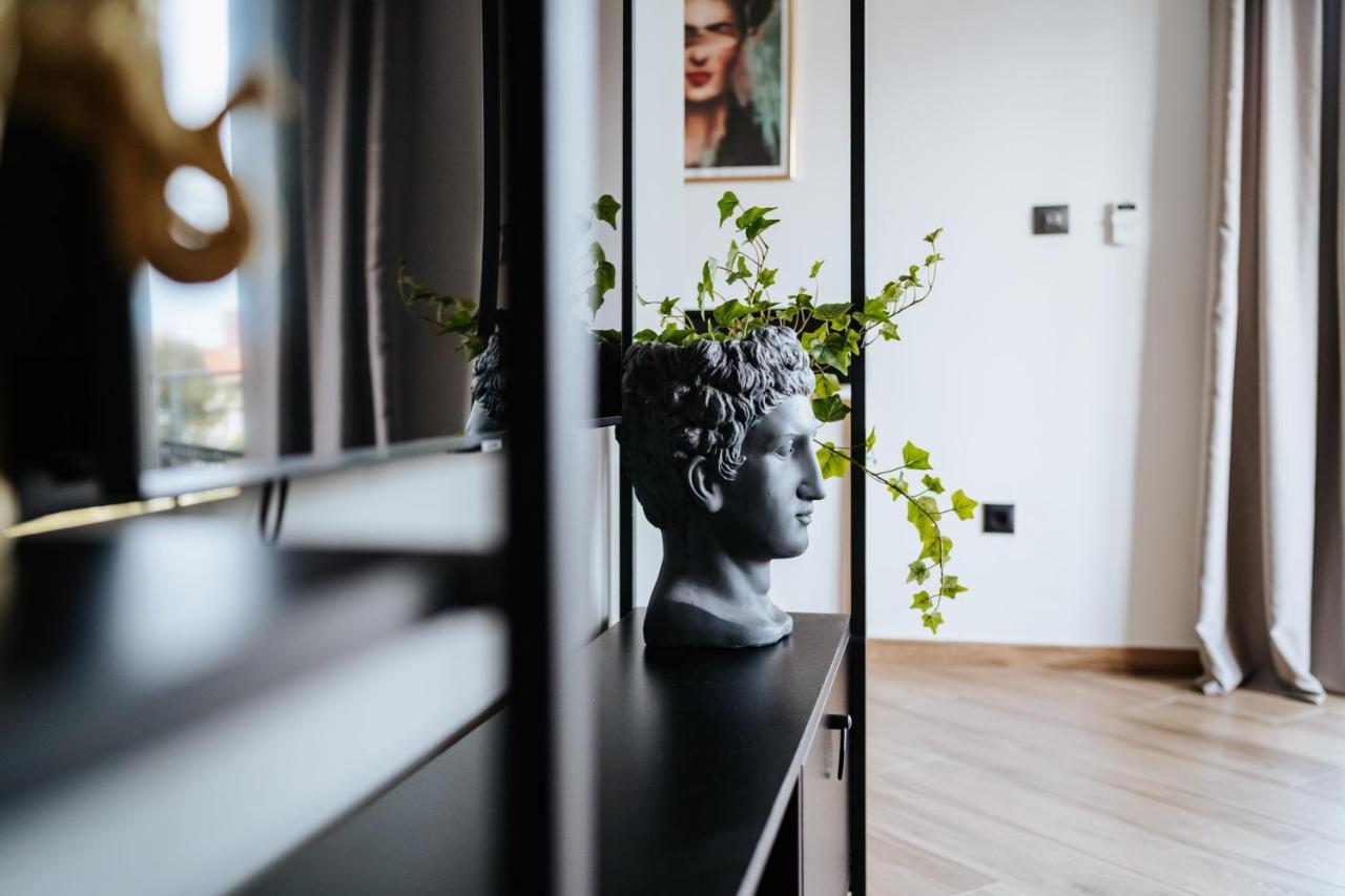 Apartment Luxury Nest - Near The Center And The